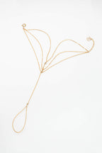 Iro hand jewel