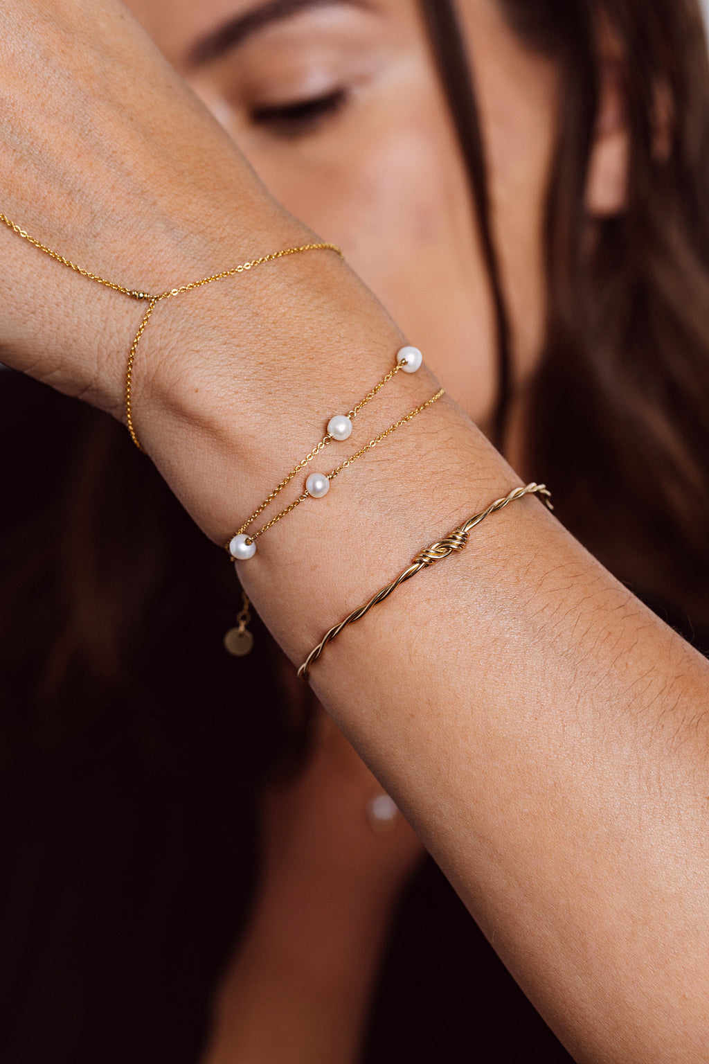 Bracelet - Sol Necklace - Cultured pearl
