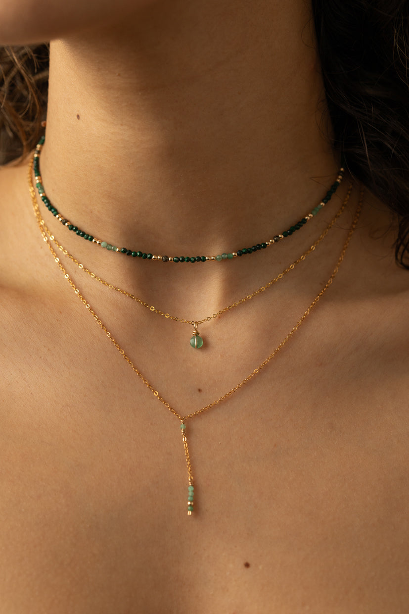 Théa long necklace