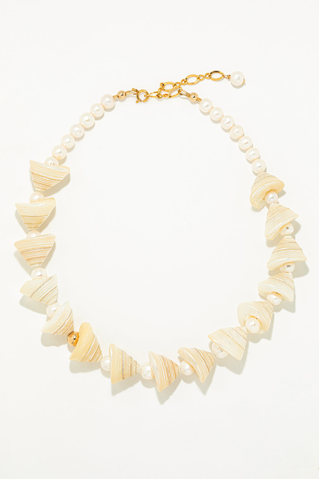 Naiad Necklace - Seashell