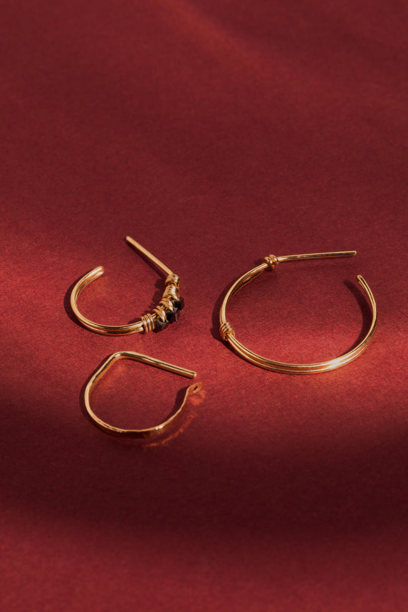 Mini Hammered Creoles - 750‰ Gold