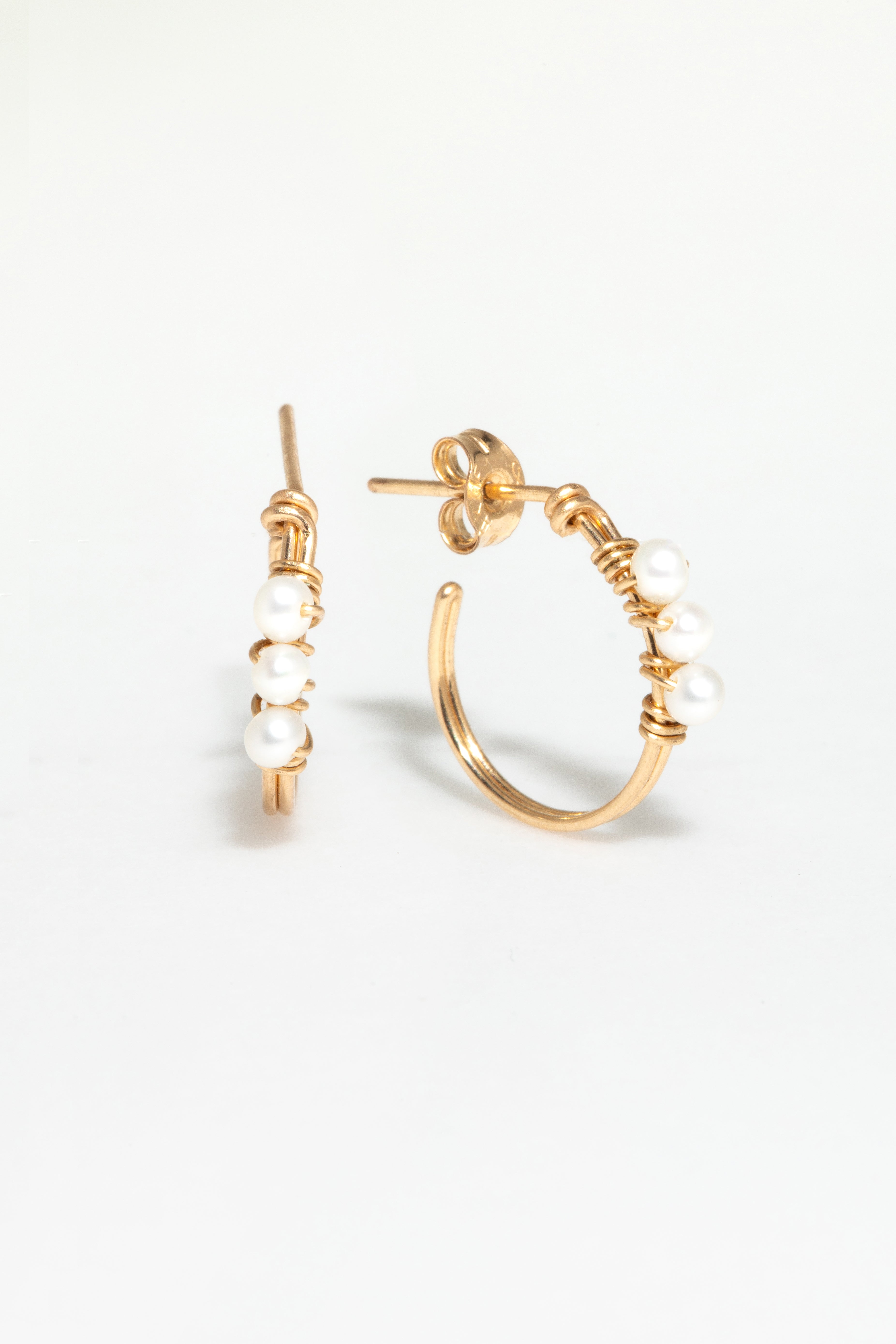 Théa Creole Earrings - Cultured Pearl