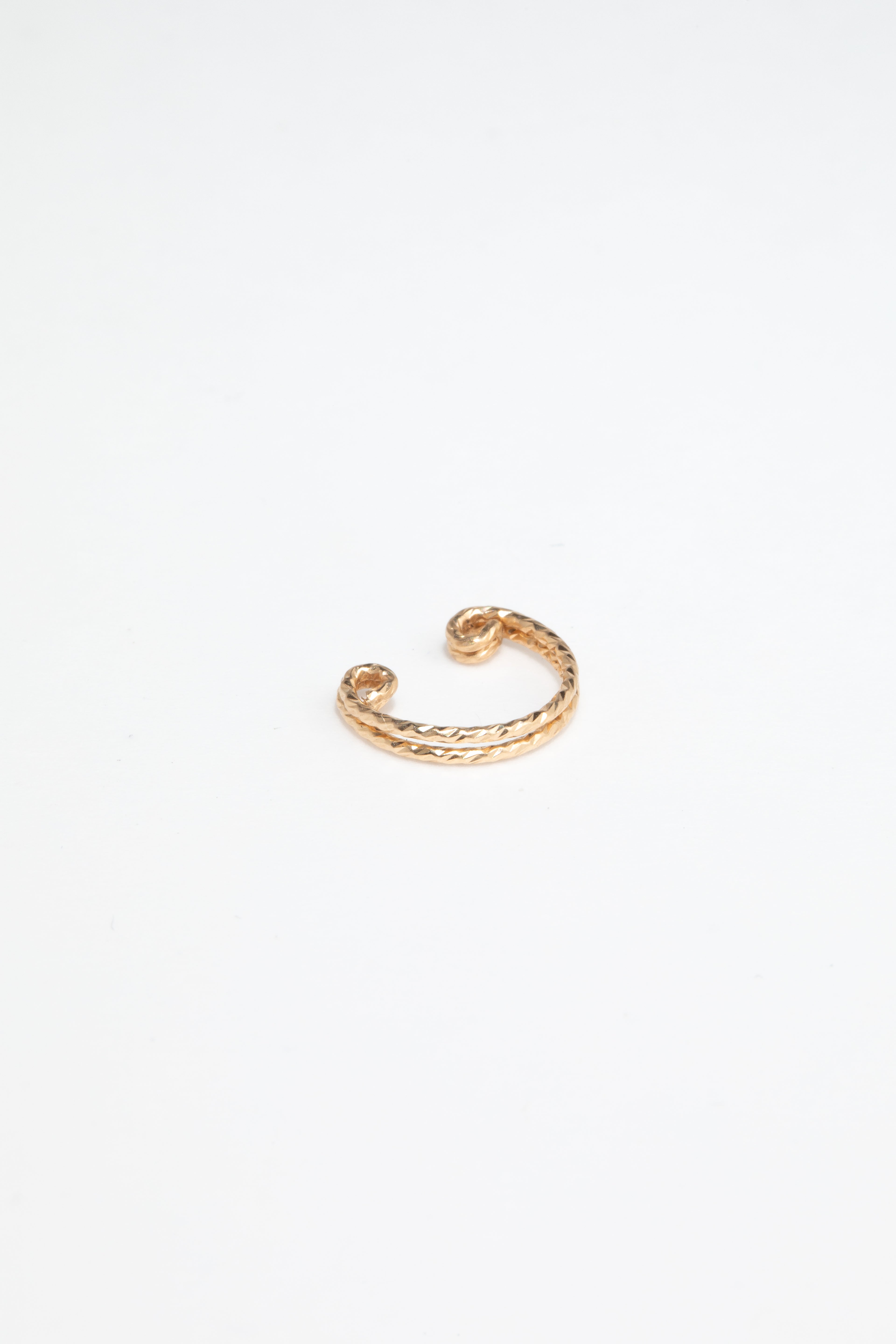 Fake piercing double shine ring