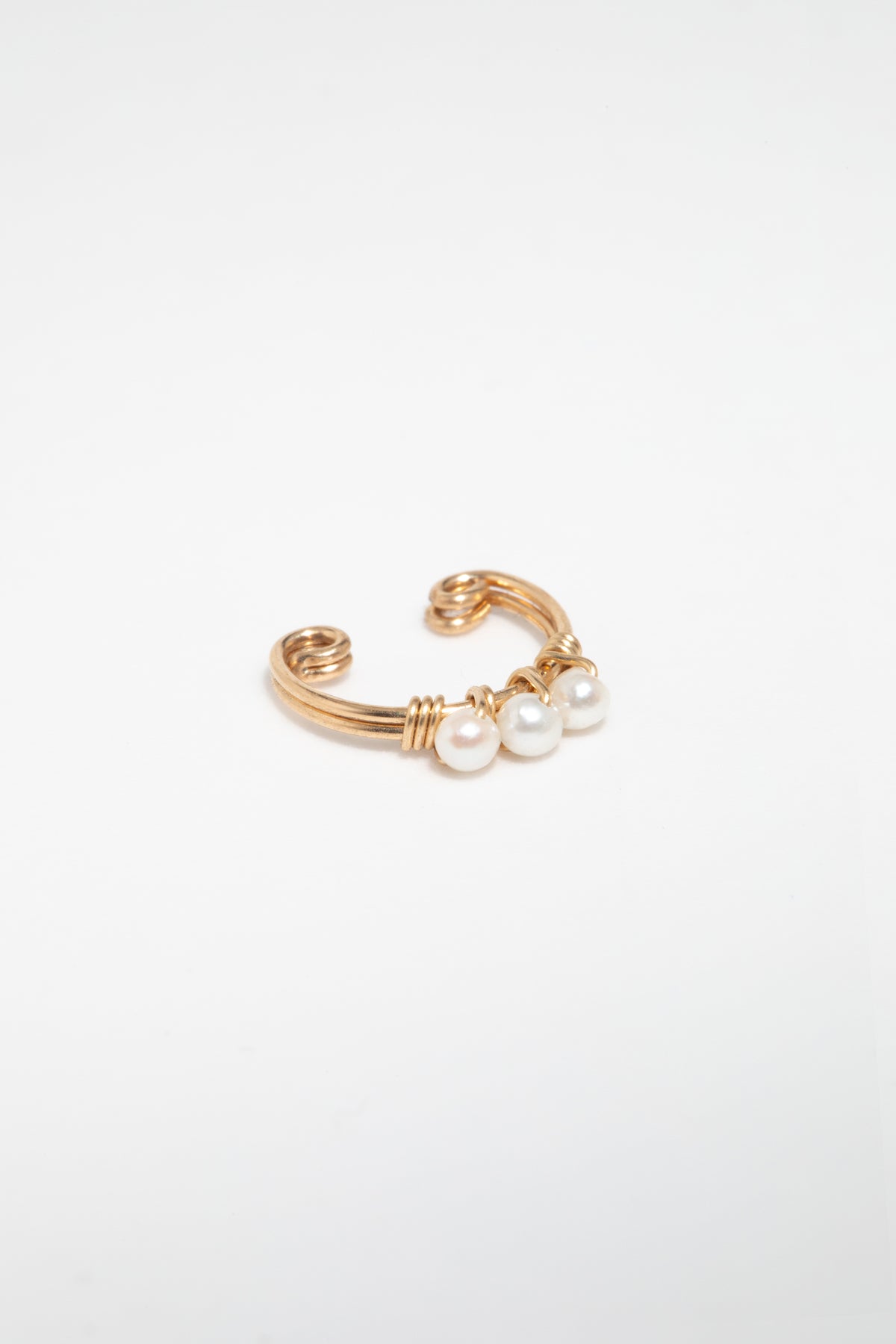 Thea Faux Piercing - Cultured Pearl