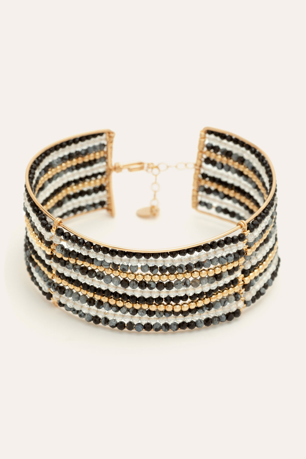 Queen cuff