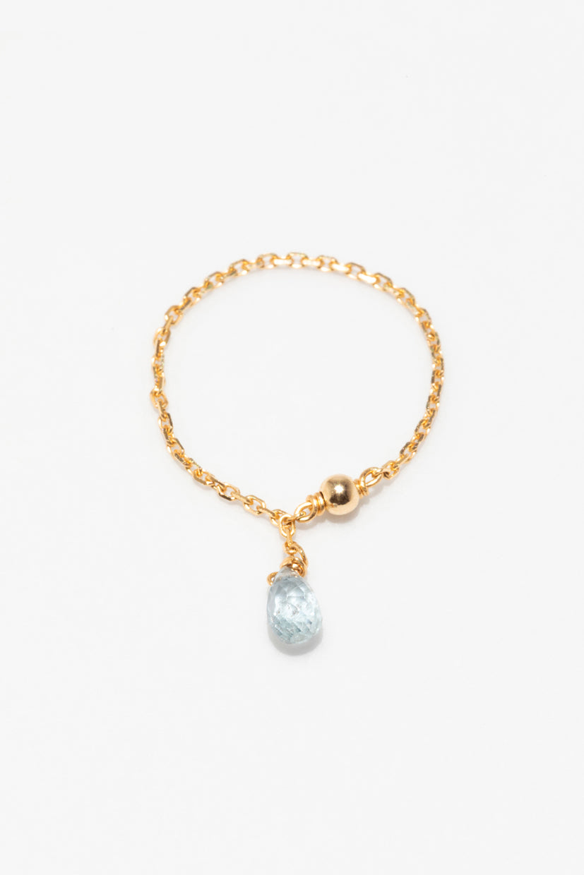 Bague Mia en or 18 carats, saphir gris noué au fil d'or