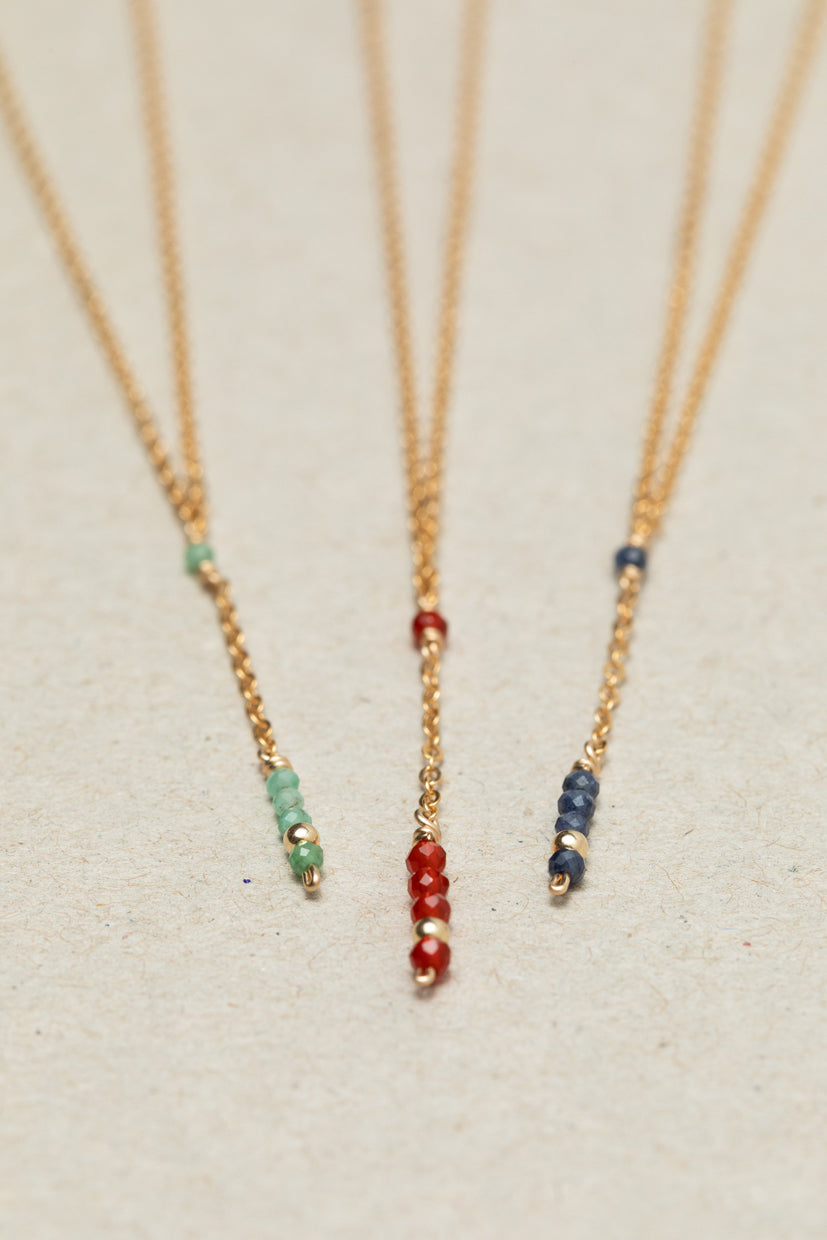 Théa long necklace