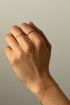 Hand jewelry - 750‰ gold