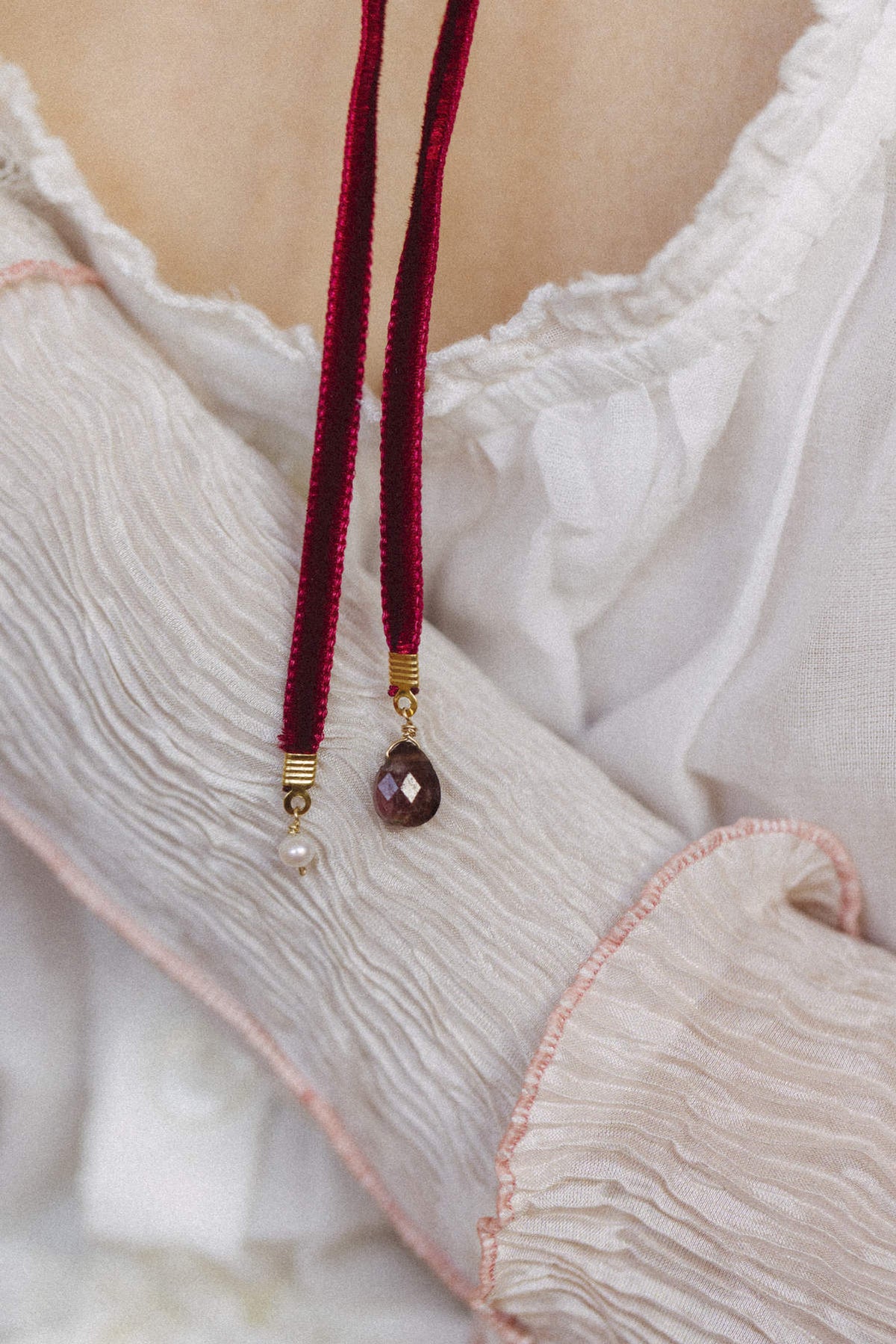 Antoinette Necklace - Bordeaux