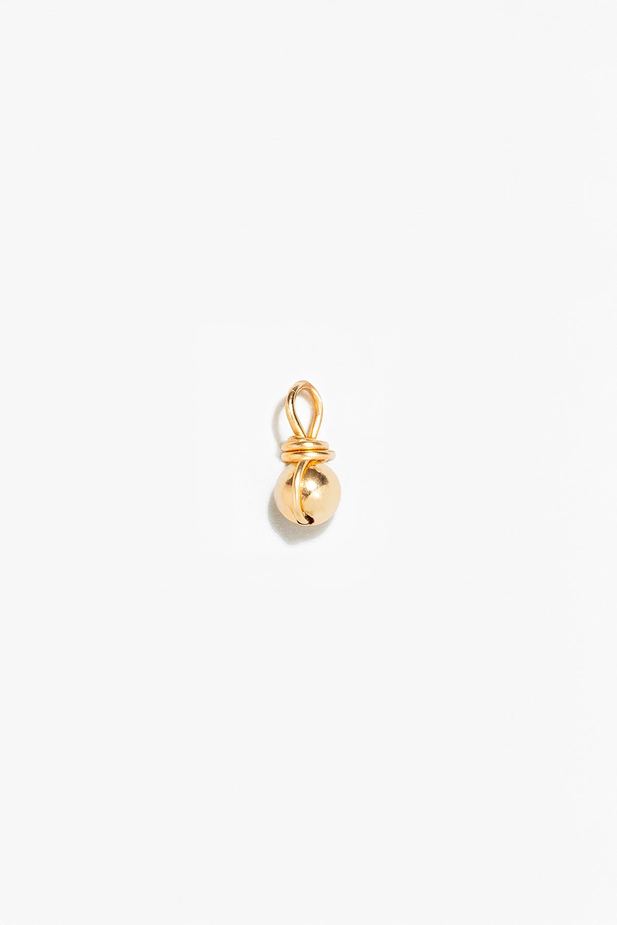 Small Charm Lana gold pendant