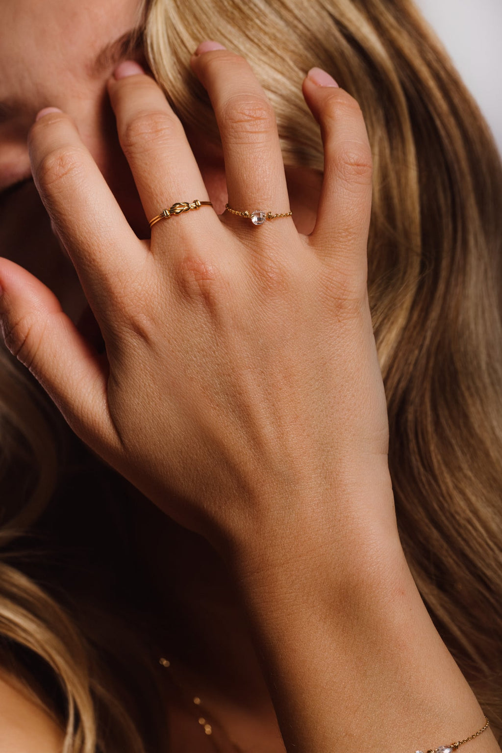 Oriana Chain Ring - 18K Gold - White Diamond