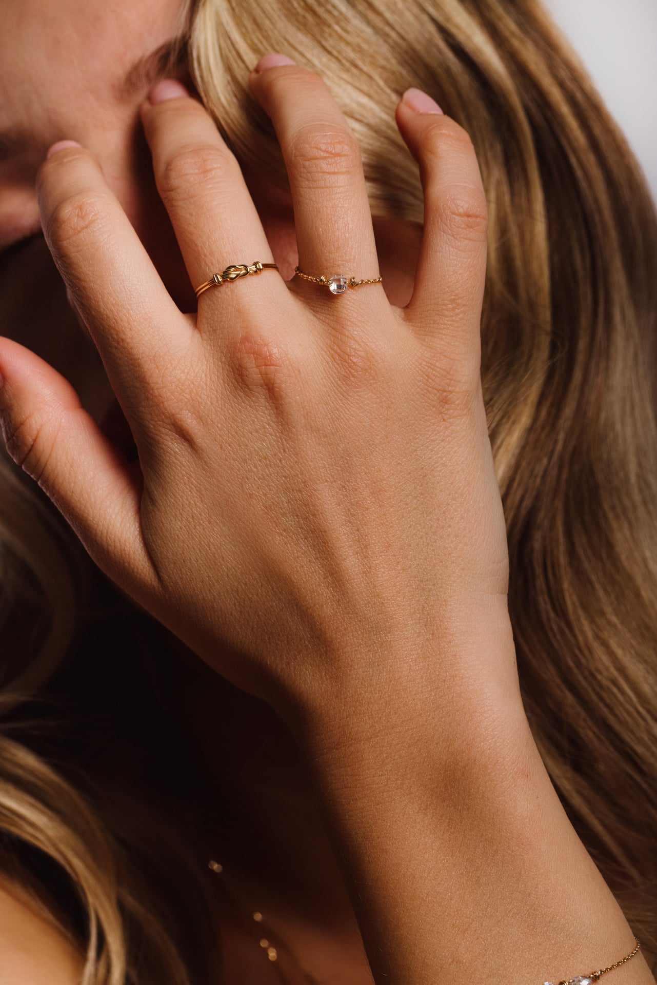 Oriana Chain Ring - 18K Gold - White Diamond