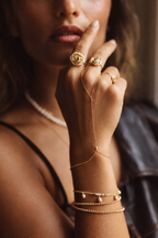 Hand jewel chain