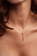 Daisy tie necklace - Cultured pearl