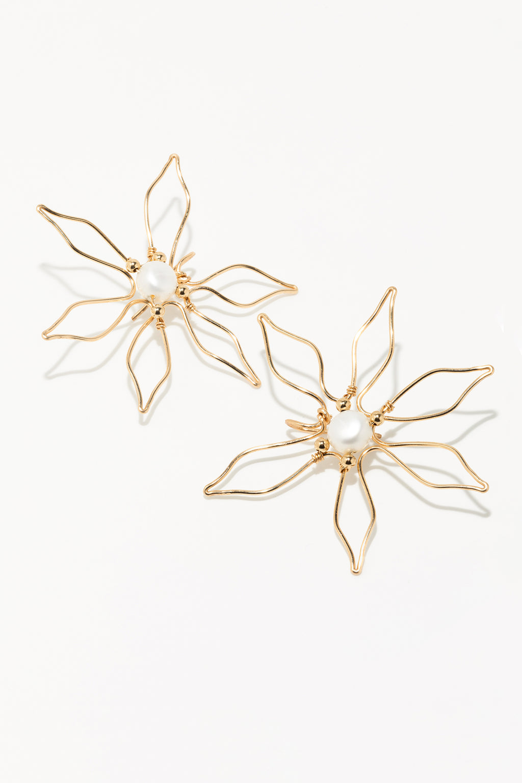 Large Camellia Fleas - Cultured Pearl