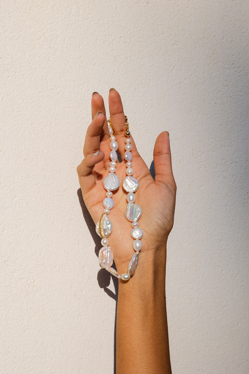 Cowrie necklace - Cultured pearl