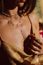 Embracing necklace - Cultured pearls