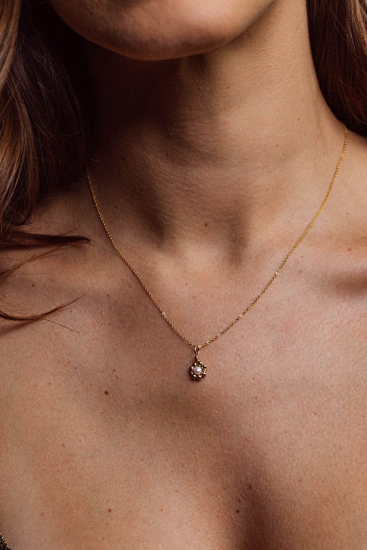 Daisy Pendant - Cultured Pearl
