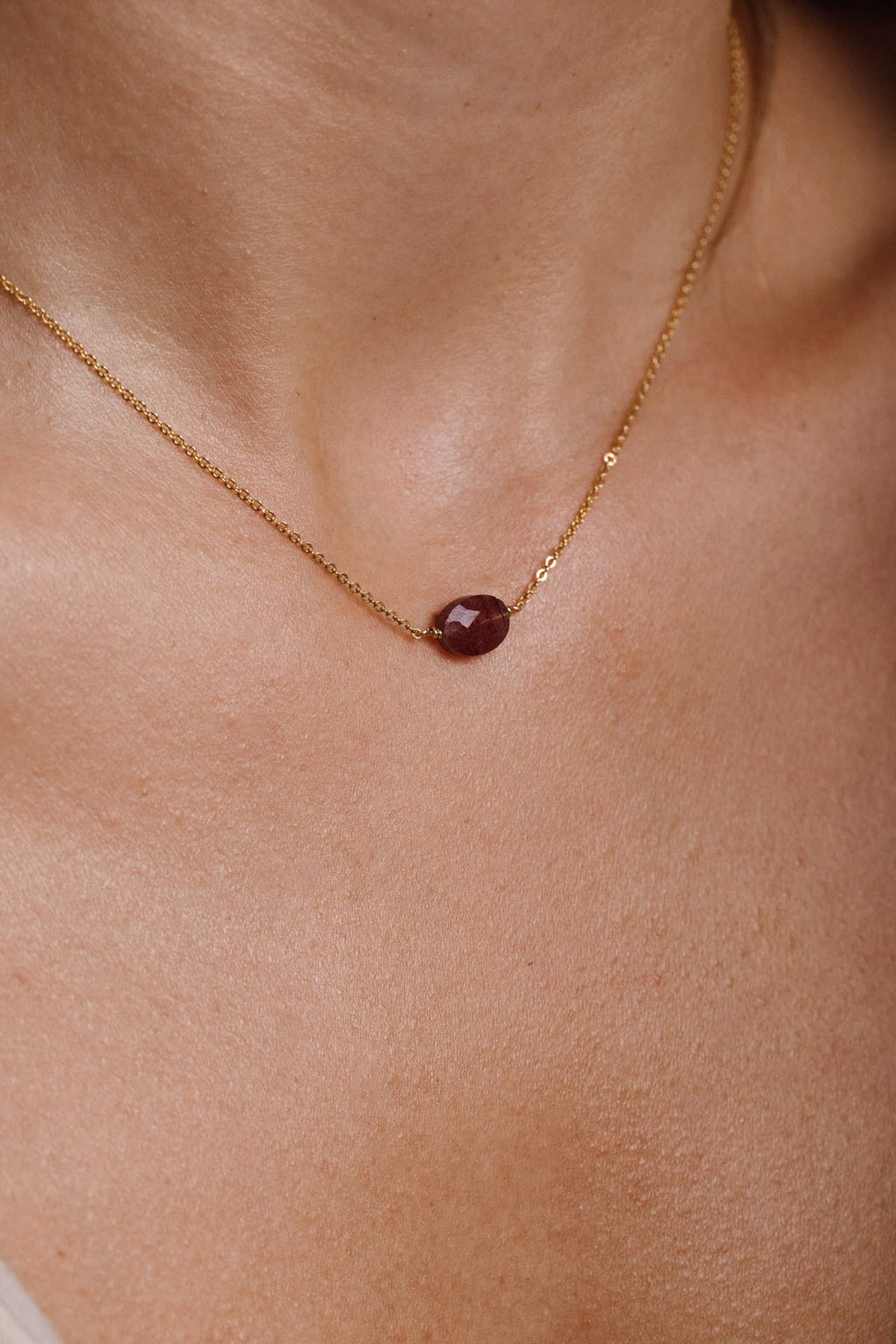 Victoire Necklace - Pink Strawberry Quartz