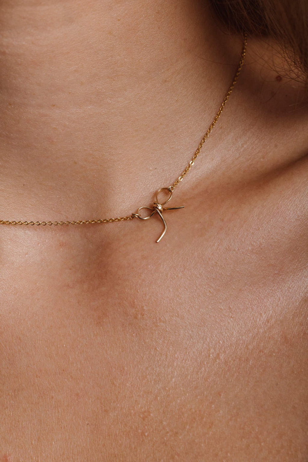 Knot necklace