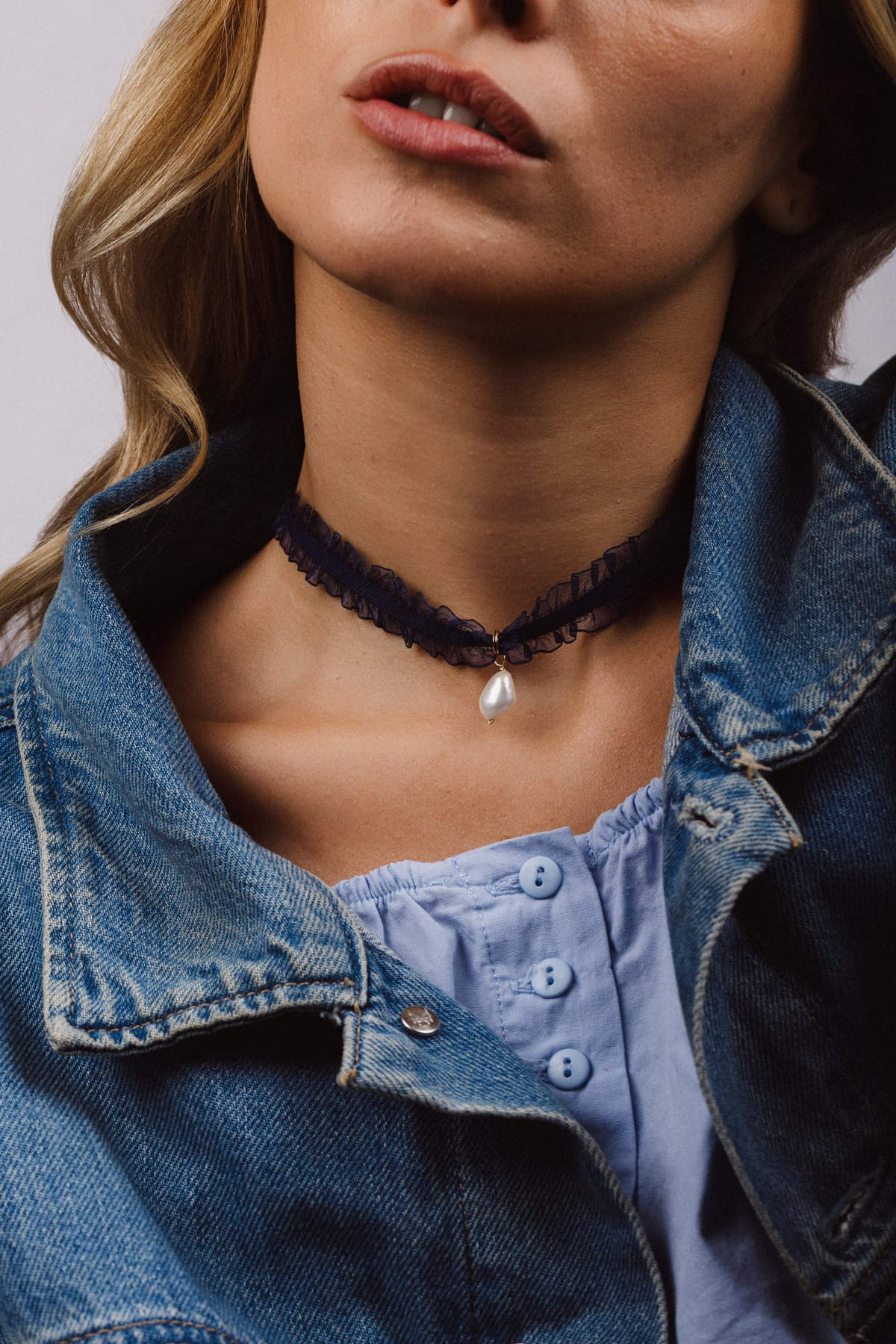 Madeleine Necklace - Dark Blue