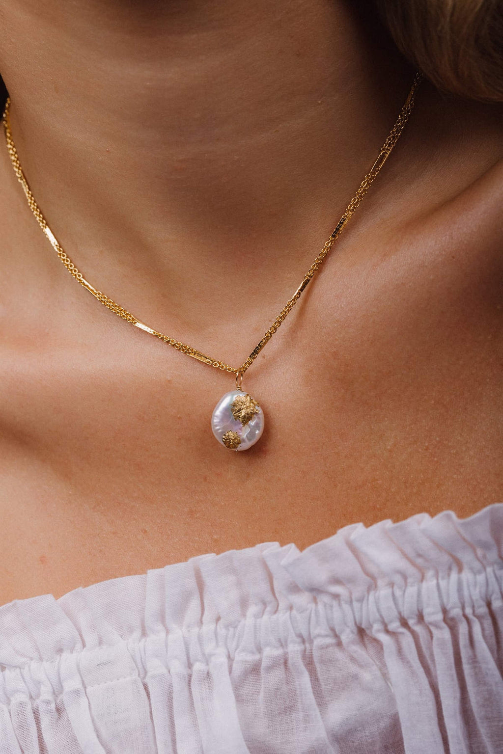 Sana long necklace