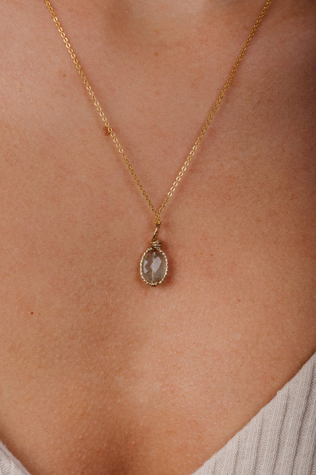 Victoire Pendant - Green Quartz