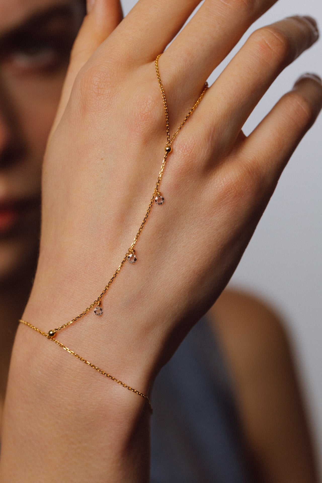 Sofia hand jewel - 750‰ gold White diamond