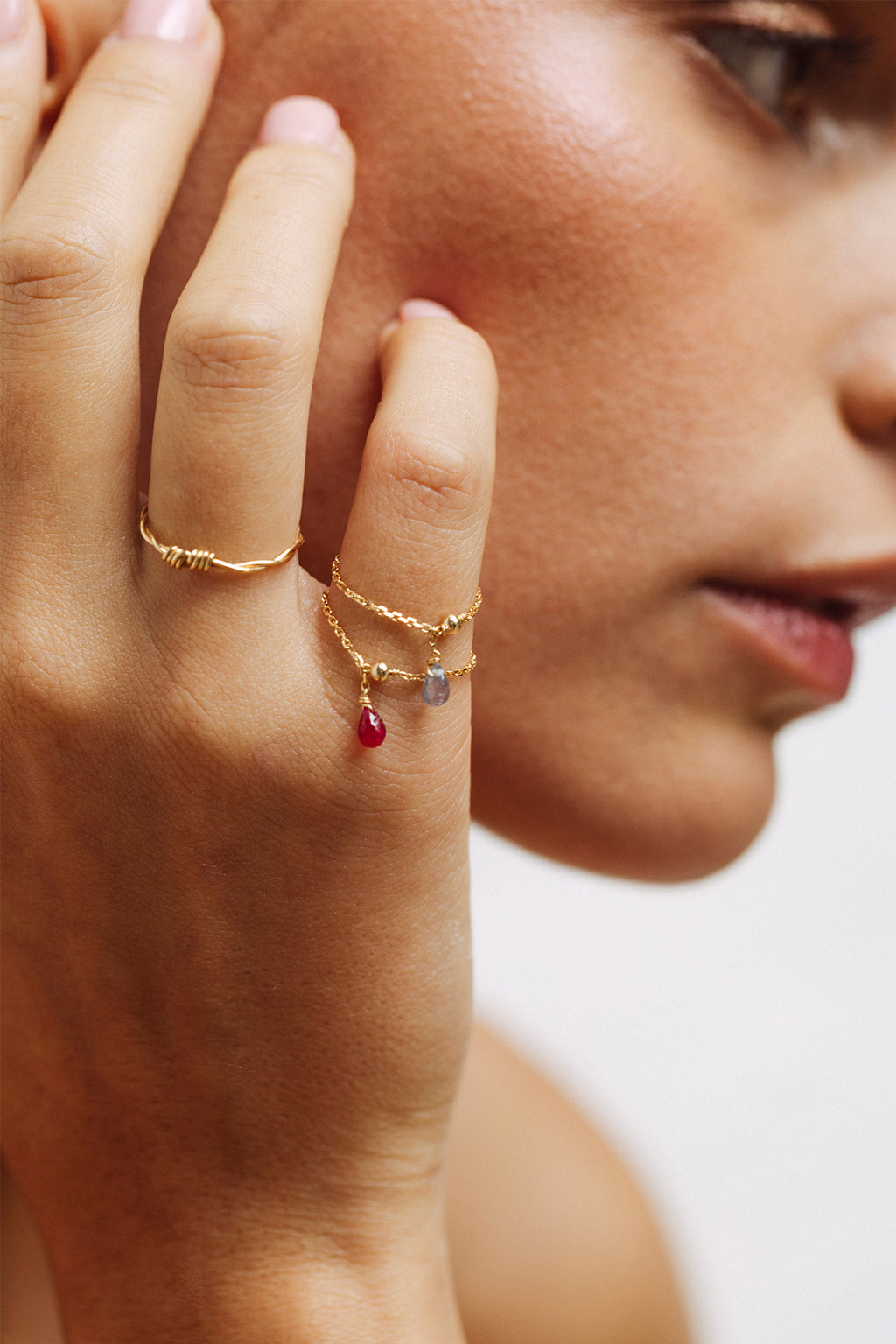 Mia tassel chain ring - 750‰ Gold Ruby