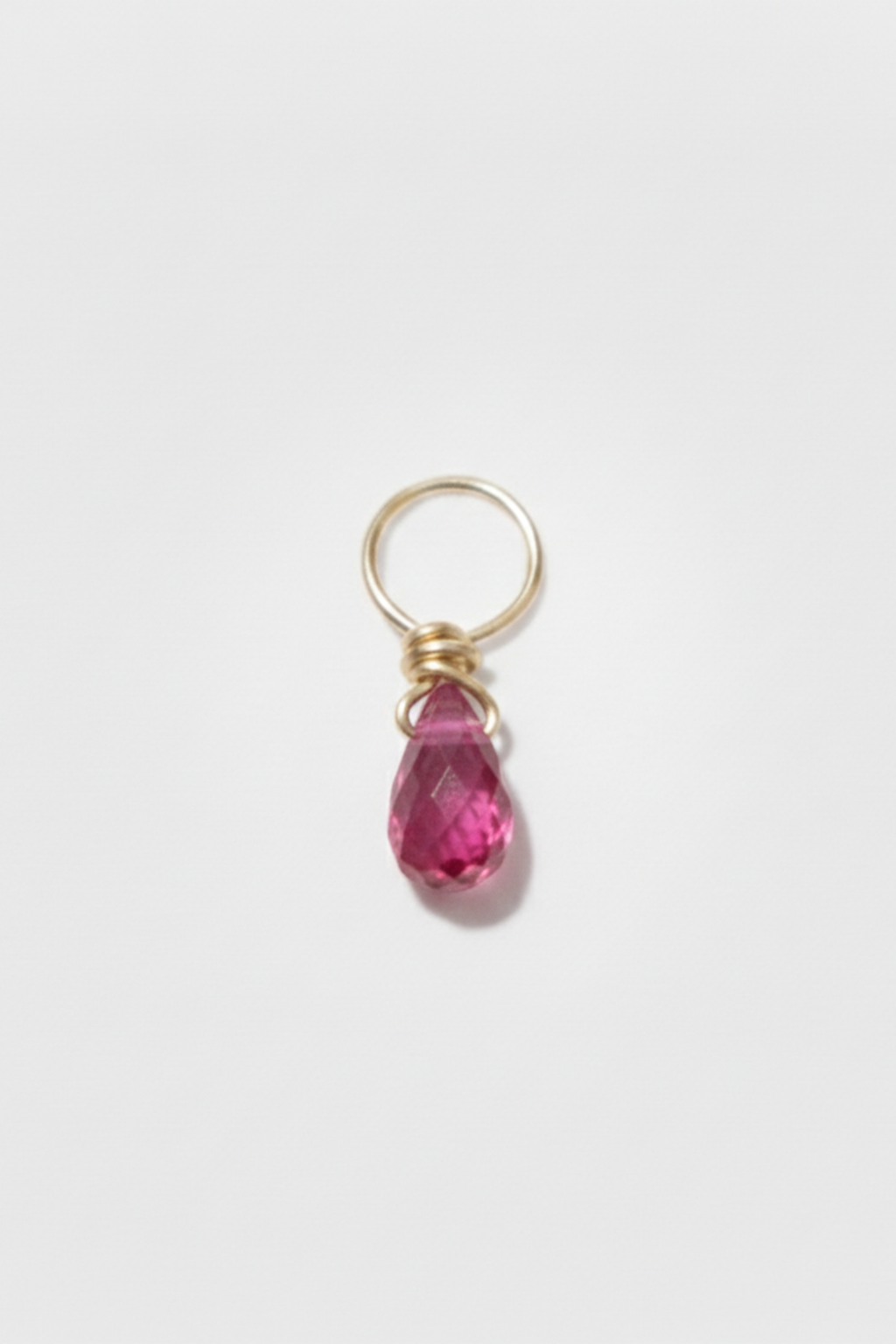 Mia Pendant – 750‰ Gold – Dark Pink Sapphire
