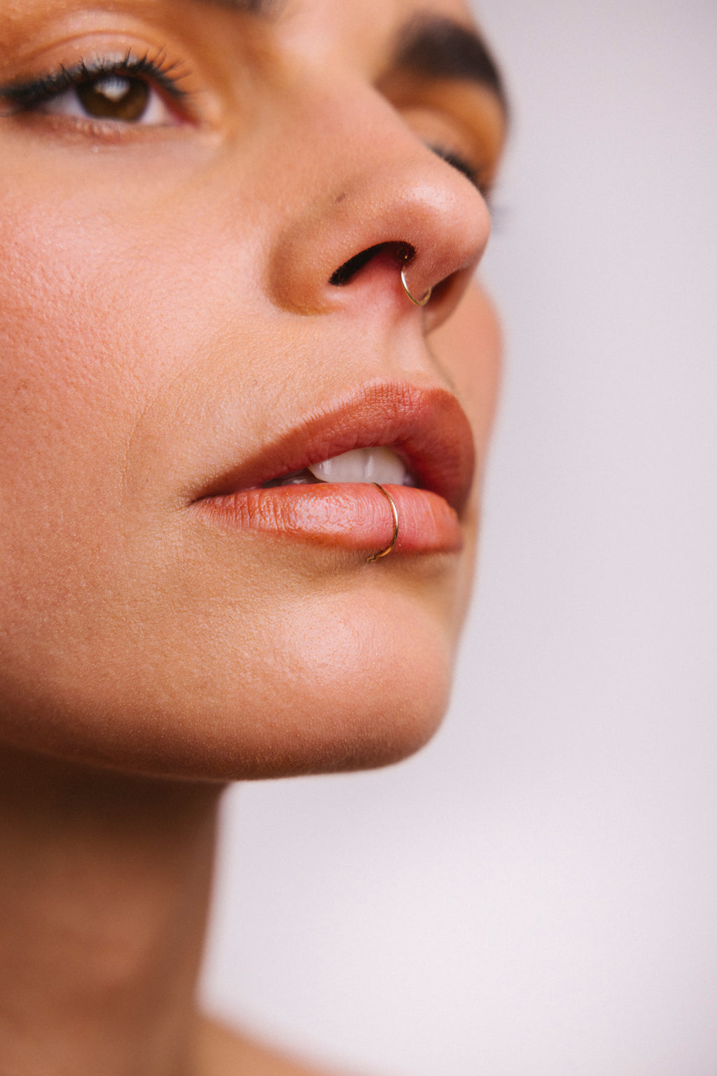 Fake nose piercing Essential