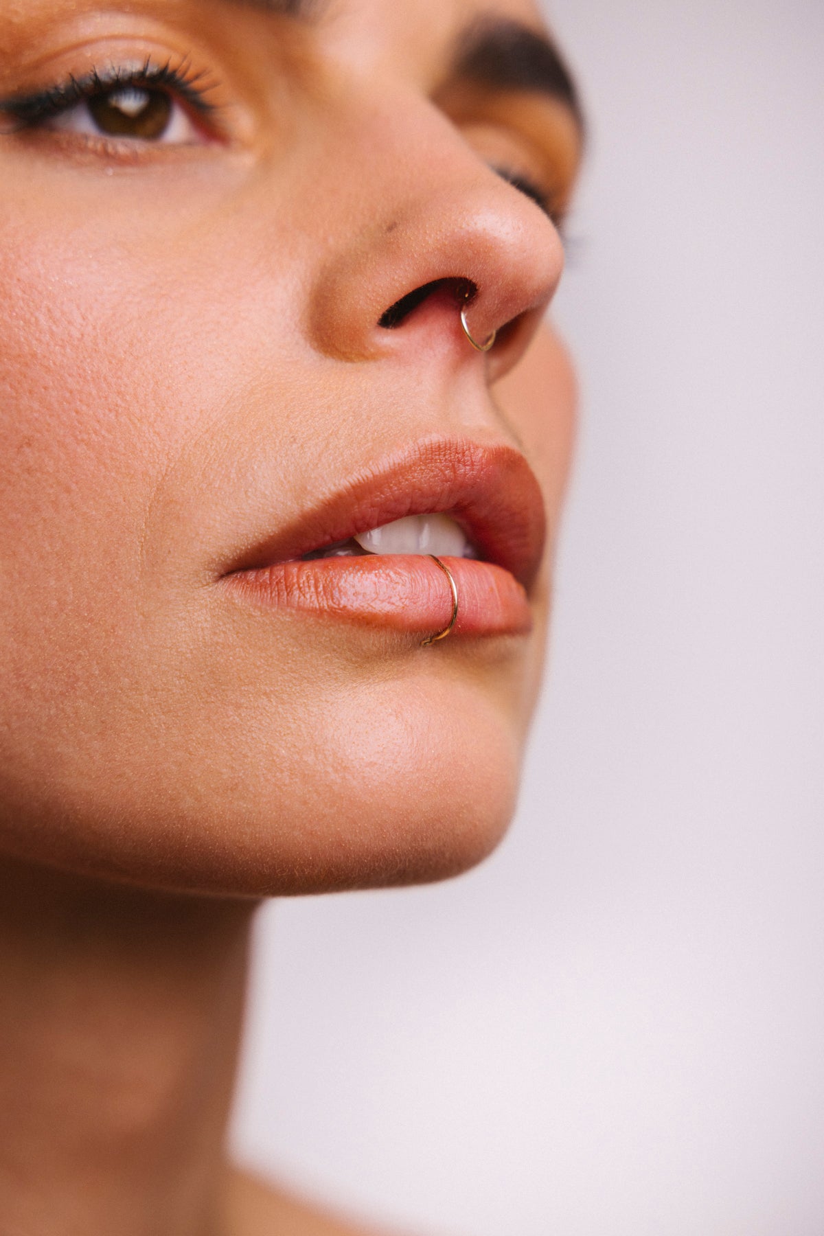 Fake nose piercing Essential