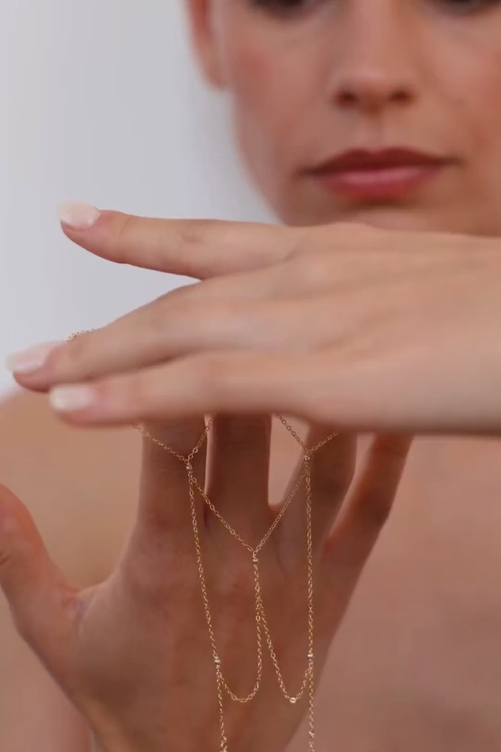 Mitaine hand jewelry