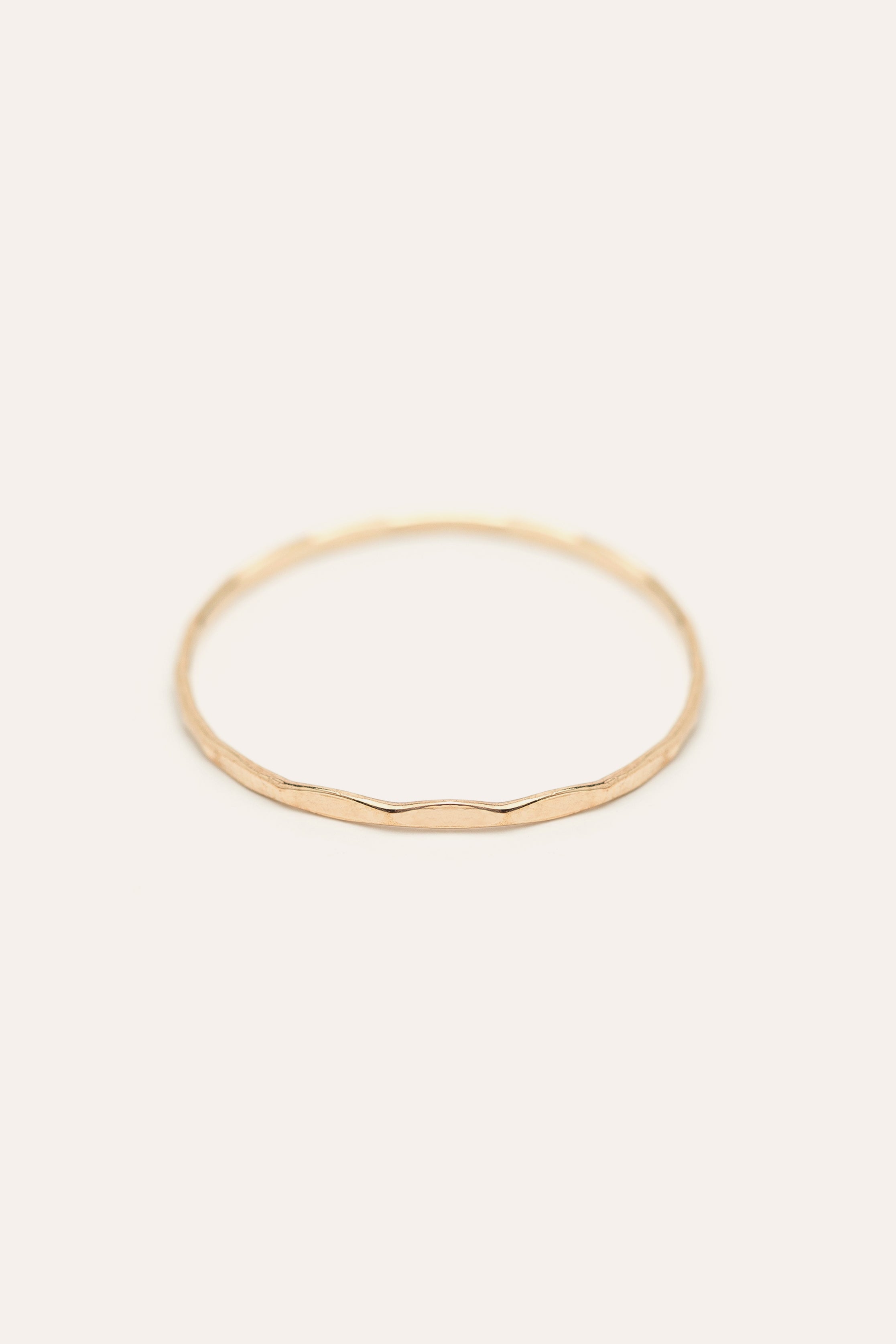 Diffuse hammering ring - Gold 750 ‰