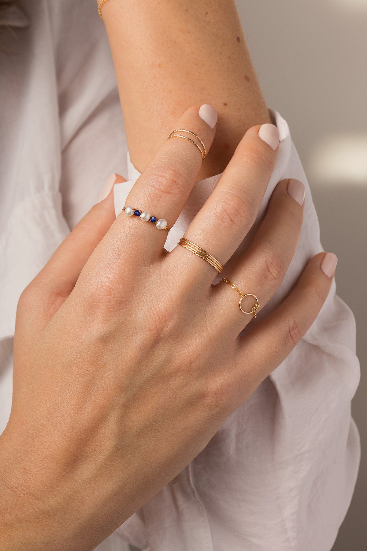 Double phalanx sparkle ring