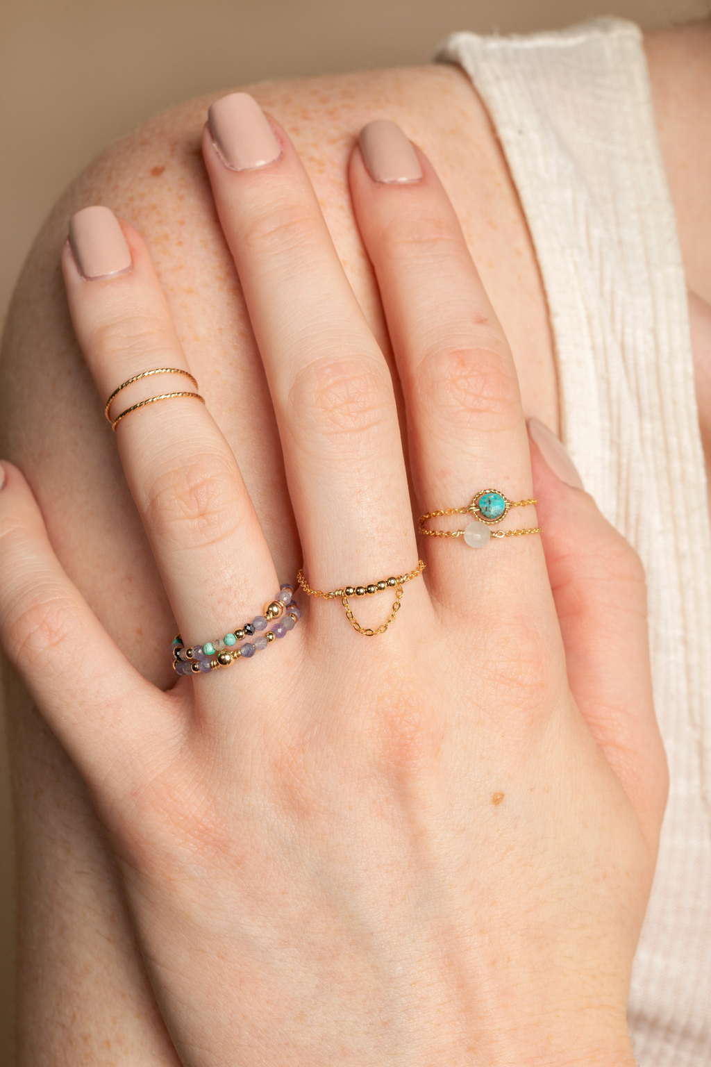 Turquoise Swan chain ring