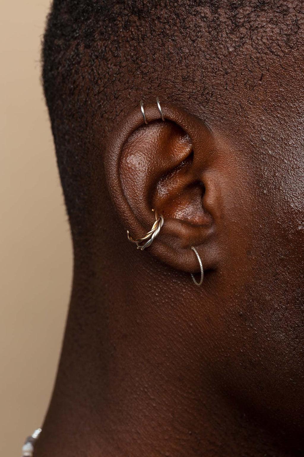 Fake Twist Piercing